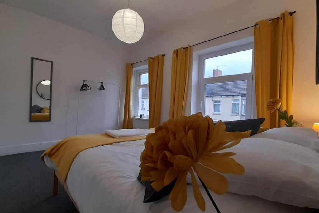 Spacious 4 Bedroom, Free Netflix, Central Location Cardiff Exterior foto