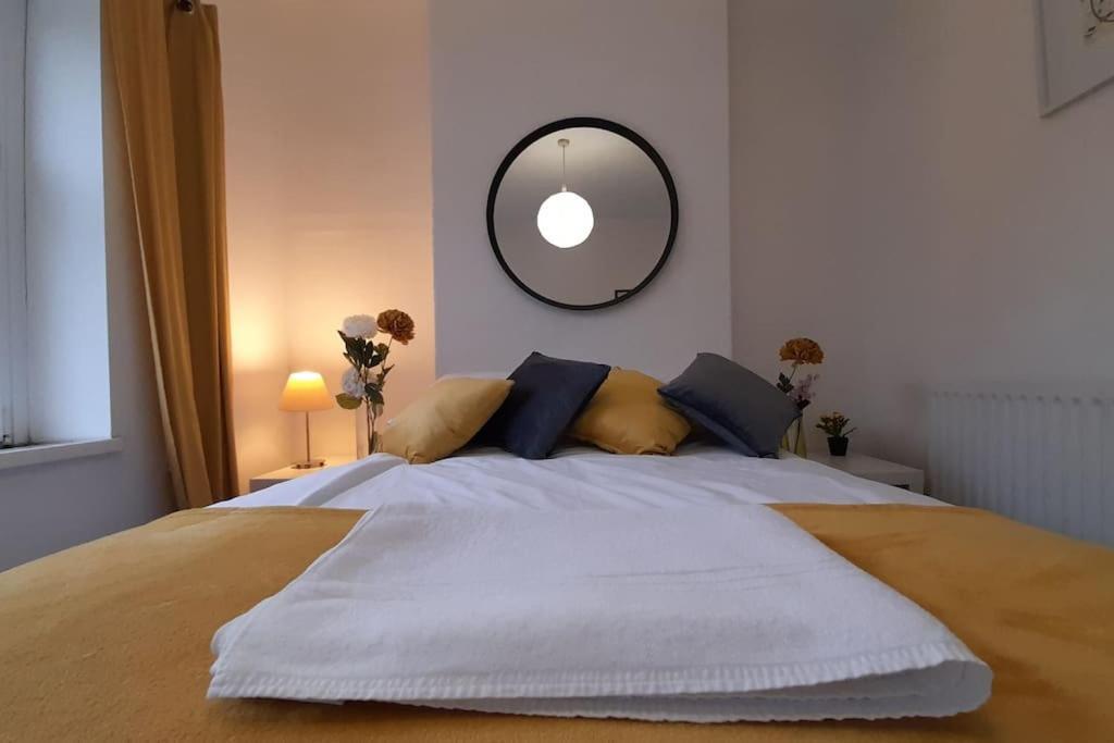 Spacious 4 Bedroom, Free Netflix, Central Location Cardiff Exterior foto